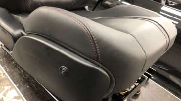 Jaguar F-Type front & rear parking cameras. front heated seats.